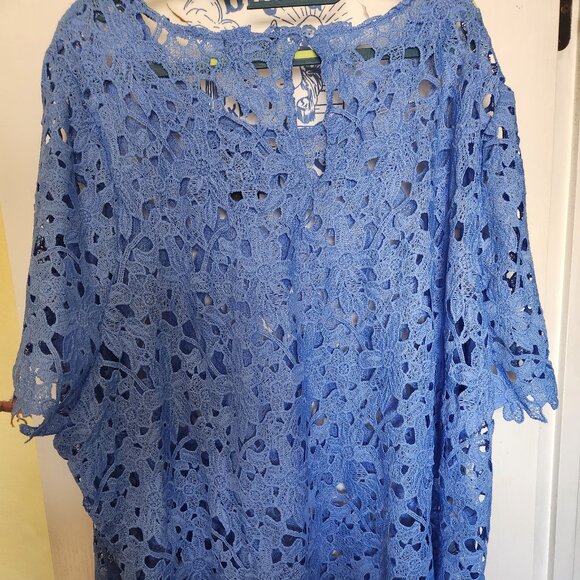 NWT Lane Bryant Blue Floral Lace Top Plus Size 26 - Picture 3 of 6